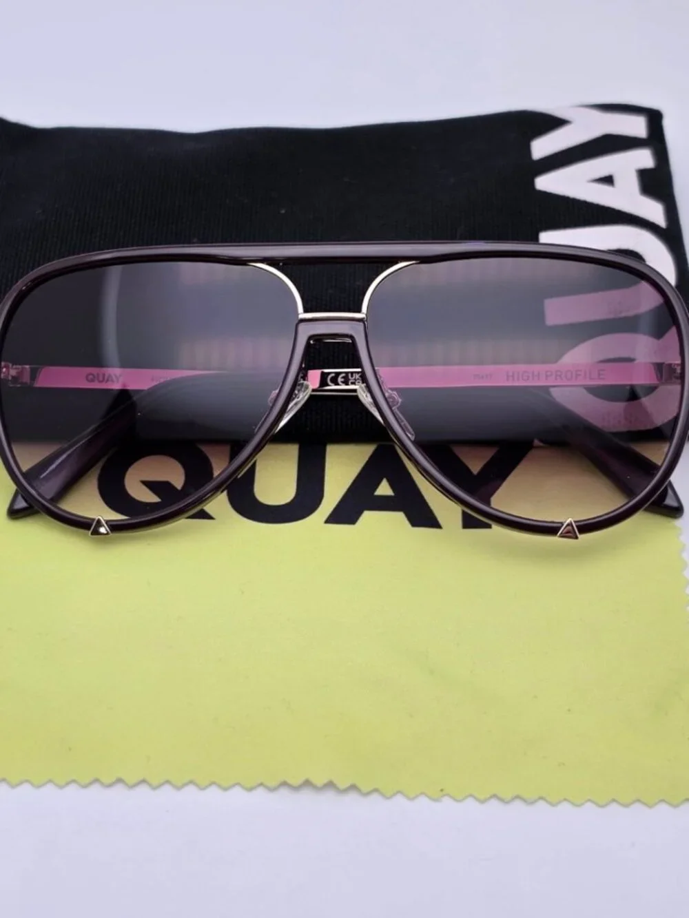 Quay Australia High Profile Dark Brown Frame Tan Lens Aviator Sunglasses w/ Case